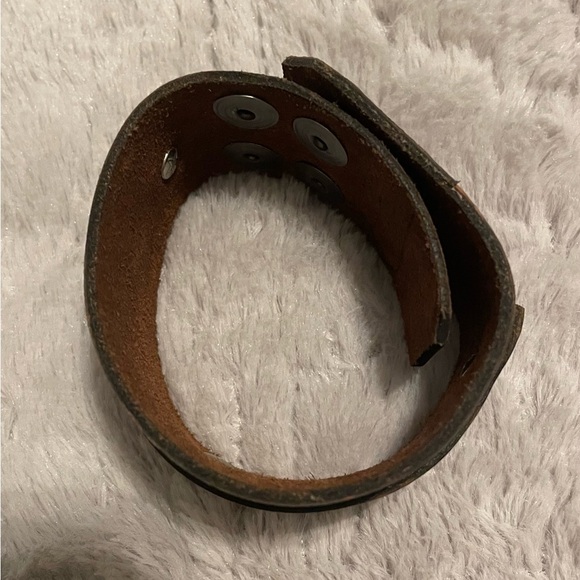 Men’s Wide Genuine Leather Cuff Bracelet, Dark Brown. - Picture 3 of 5